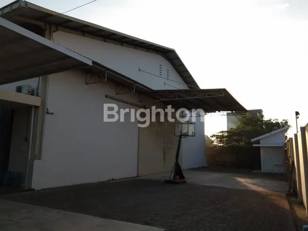 image RUMAH CANTIK + GUDANG LUAS SIAP PAKAI (8)