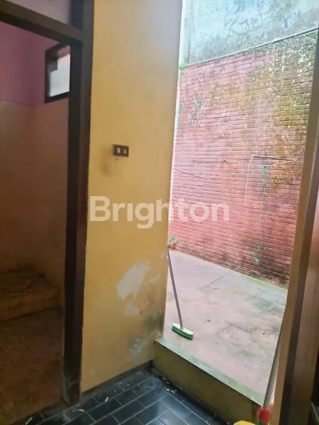 image RUMAH MEWAH 262M² DI TLOGOMAS, 4KT 5KM, DEKAT TLOGOMAS PARK (4)