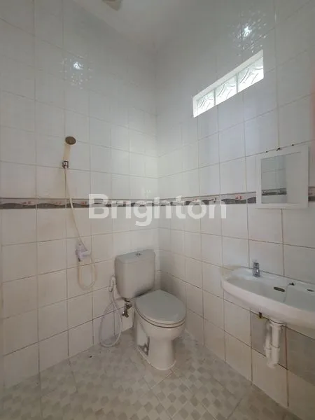 image RUMAH TERAWAT LOKASI SANGAT STRATEGIS (3)