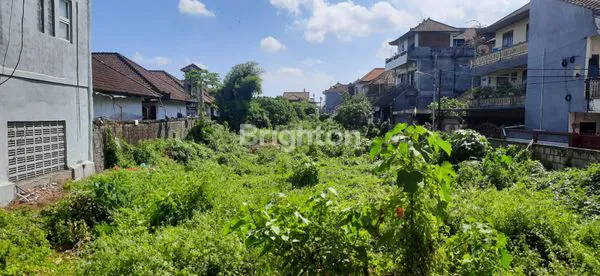 image BANGUNAN LAMA HITUNG TANAH DI PRIME LOCATION DI TEUKU UMAR (3)