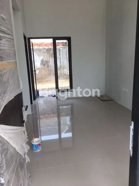 image RUMAH KLASIK CANTIK DI CITRA GRAND CITY PALEMBANG SUMATERA SELATAN (7)