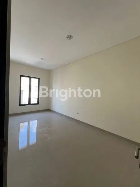 image RUMAH KELAPA GADING LEBAR 6X17 (4)