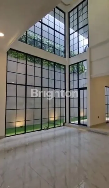 image RUMAH MEWAH SIAP HUNI TOMANG LOKASI SANGAT STRATEGIS (3)