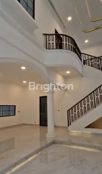 image RUMAH MEWAH SIAP HUNI TOMANG LOKASI SANGAT STRATEGIS (4)