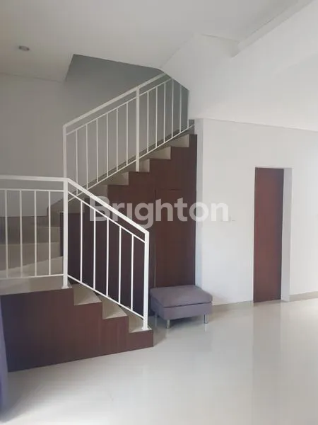 image RUMAH MEWAH HARGA EKONOMIS DI KARTOSURO  (2)