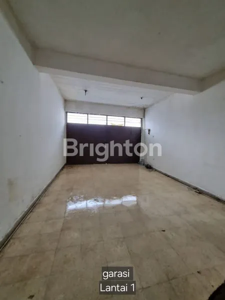 image RUMAH 3 LANTAI DAERAH ASTANA ANYAR (6)