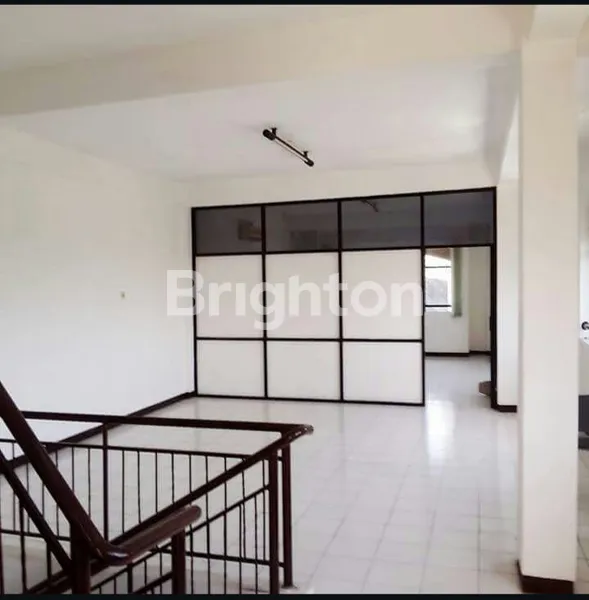 image RUKO 3 LANTAI HOOK SAMPING TRANSMART COCOK UTK KANTOR /GUDANG /USAHA ONLINE (7)