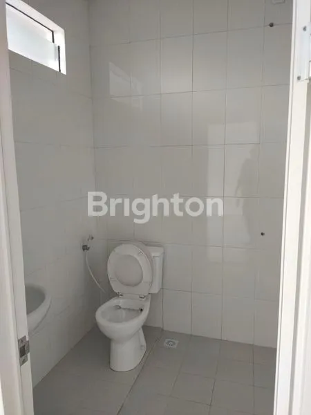 image RUMAH DI GRAND ROYAL REGENCY STRATEGIS DEKAT TOL (8)