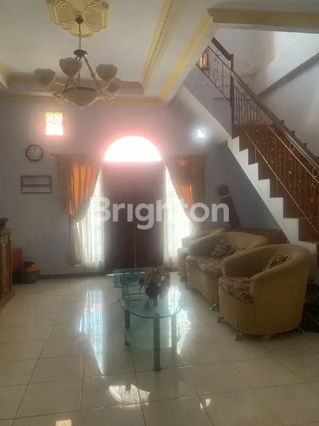 image RUMAH SUDUT 2 LANTAI DI TELKOMAS (4)