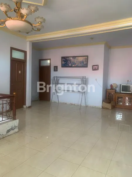 image RUMAH SUDUT 2 LANTAI DI TELKOMAS (7)