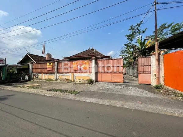 DISEWAKAN GUDANG DI LEMAH DUWUR WAGIR