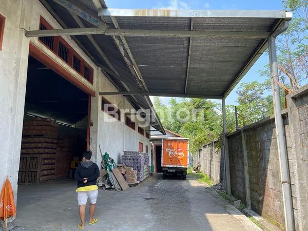 image DISEWAKAN GUDANG DI LEMAH DUWUR WAGIR (6)