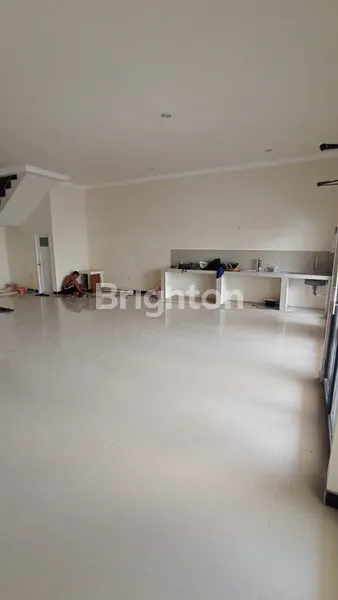 image RUMAH HOMEY NGINDEN INTAN DEKAT SEMOLOWARU KLAMPIS (3)