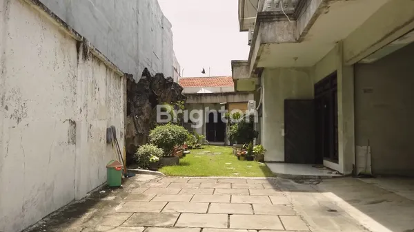image DIJUAL RUMAH RAYA KENJERAN (1)