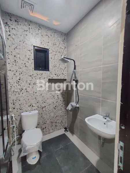 image TOWNHOUSE 3 LANTAI CLUSTER CASA DE SIRSAK JAGAKARSA  (4)