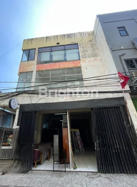 SPACE FOR RENT 1 LANTAI LOKASI STRATEGIS DEKAT STASIUN MRT DAN BLOK M JAKARTA SELATAN