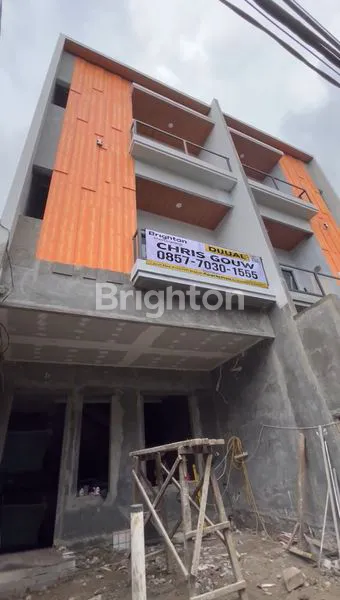 image RUMAH BRAND NEW 3 LANTAI DURI KEPA JAKARTA BARAT (1)