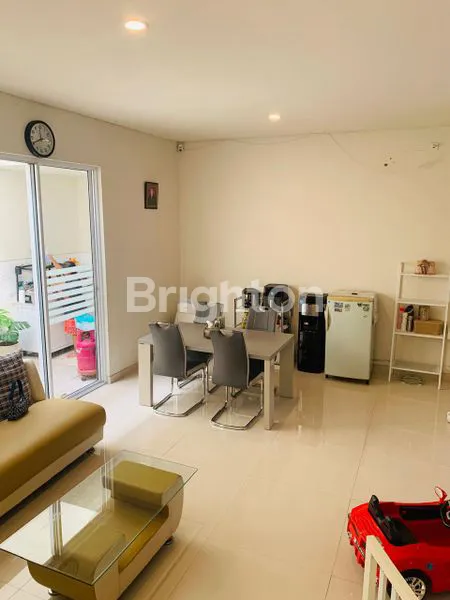 image DIJUAL RUMAH CENTRAL PARK JUANDA (2)
