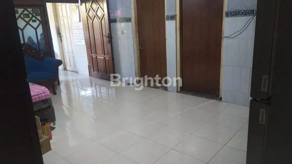image RUMAH 2 LANTAI ASRI ONE GATE SYSTEM DI SAMBIROGO SURABAYA (4)