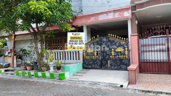 image RUMAH 2 LANTAI ASRI ONE GATE SYSTEM DI SAMBIROGO SURABAYA (1)