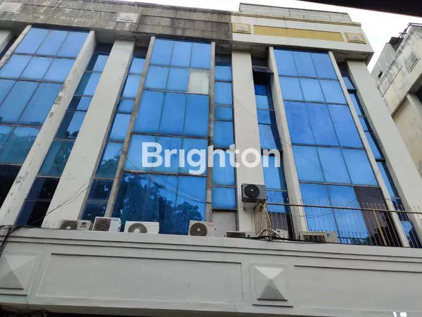 image RUKAN HOOK GANDENG LIMA LANTAI LOKASINYA STRATEGIS SUNTER JAKARTA UTARA (8)