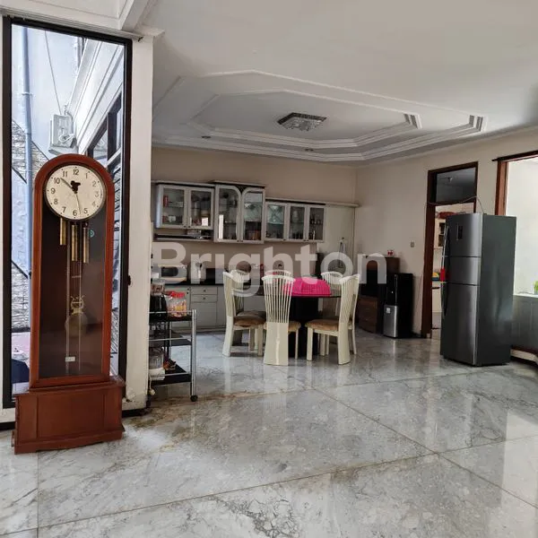 image RUMAH 2 LANTAI  DHARMAHUSADA INDAH (1)