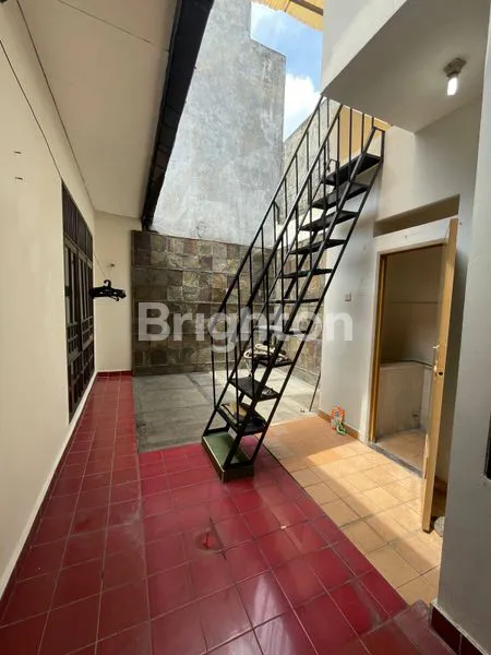 image HUNIAN RAPI SIAP HUNI DI SEKTOR 3A BINTARO JAYA TANGERANG SELATAN (7)