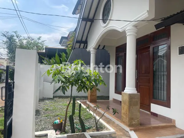 image HUNIAN RAPI SIAP HUNI DI SEKTOR 3A BINTARO JAYA TANGERANG SELATAN (2)