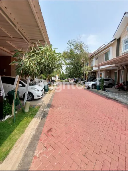 image RUMAH MILANO VILLAGE GADING SERPONG (1)