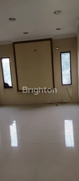 image RUKO 3,5 LANTAI DI DAAN MOGOT (2)