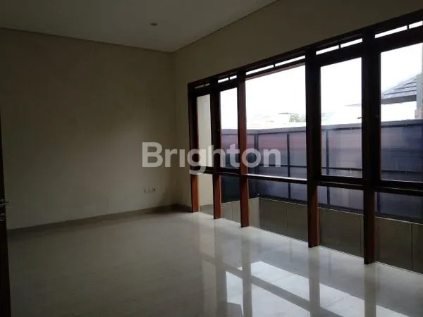 image RUMAH LUXURY ELEGANT SAYAP PASTEUR (5)