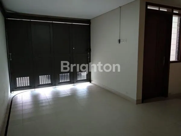 image RUMAH LUXURY ELEGANT SAYAP PASTEUR (4)