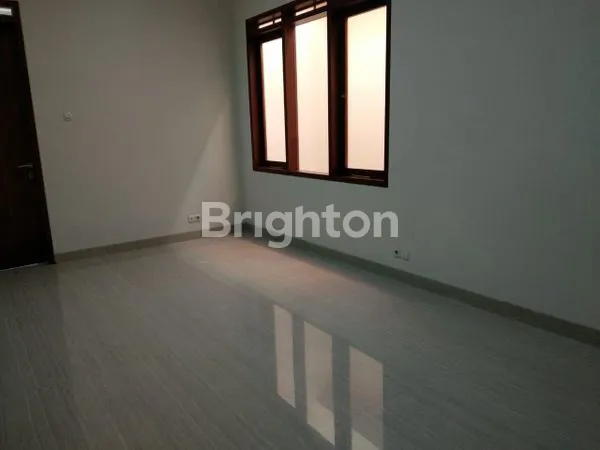 image RUMAH LUXURY ELEGANT SAYAP PASTEUR (8)