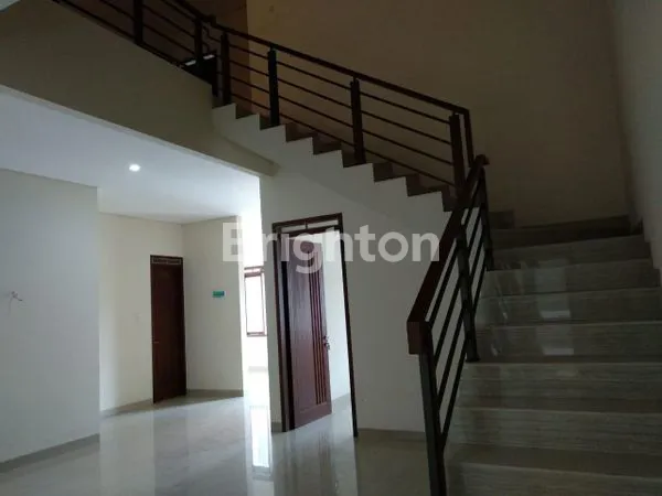 image RUMAH LUXURY ELEGANT SAYAP PASTEUR (2)