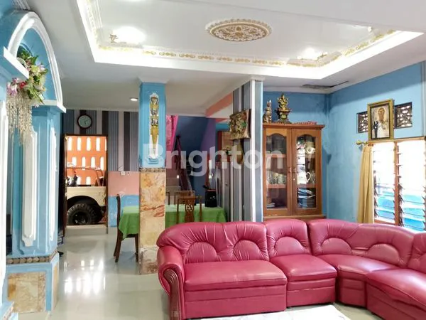 image RUMAH FULL FURNISHED 2 LANTAI DESIGN MODERN HADAP BARAT (2)