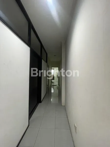 image RUKO STRATEGIS LANGKA SIAP HUNI DEKAT MELAWAI DAN BLOK M PANGLIMA POLIM JAKARTA SELATAN (3)