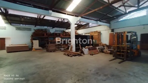 image GUDANG DI TENGAH KOTA KEDIRI (3)