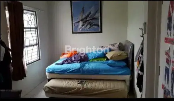 image RUMAH DUA LANTAI CANTIK SIAP HUNI (8)