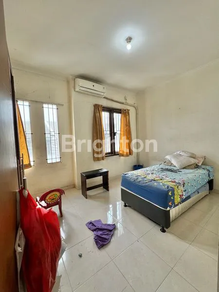 image RUMAH 2 LANTAI SEMI FURNISHED, ADA KAMAR DI LANTAI 1 DI DURI KEPA DEKAT TANJUNG DUREN (5)