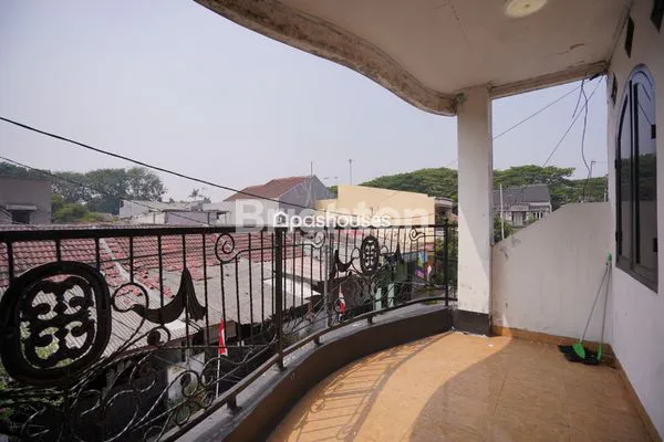 image RUMAH SEMI FURNISH DEKAT SUMMARECON BEKASI  (1)