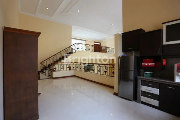 image RUMAH DI JL  BOULEVARD ISTANA DIENG EXCLUSIVE KOTA MALANG (6)