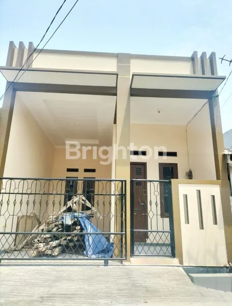 DIJUAL RUMAH CANTIK RAPI MINIMALIS SIAP HUNI