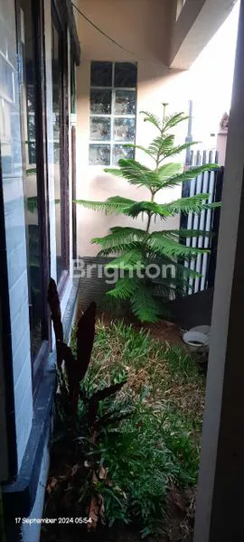 image RUMAH 3 LANTAI DAERAH NGAMPRAH (7)