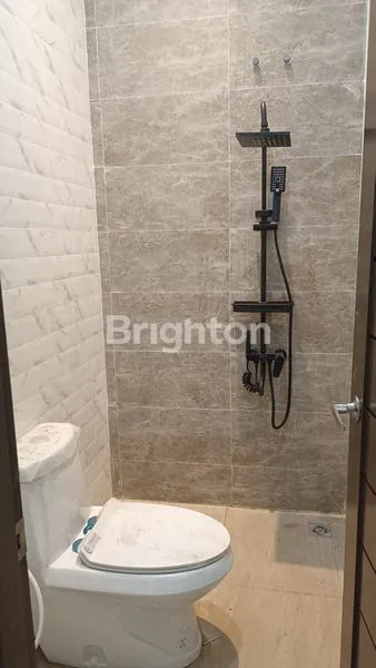 image HUNIAN UNIK TINGKAT 2 DEKAT RUMAH SAKIT KANUJOSO BALIKPAPAN (3)