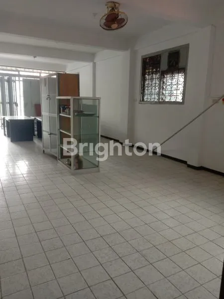 image 4 LANTAI RUKO PAHLAWAN NOL JALAN (2)