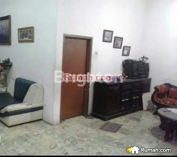 image DIJUAL RUMAH LOKASI STRATEGIS DI JALAN PELAJAR TIMUR MEDAN, SUMATERA UTARA. (6)
