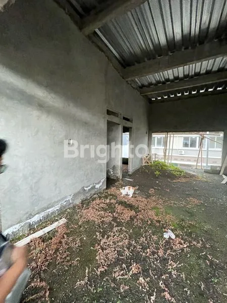 image RUMAH SETENGAH JADI SAYAP JEND SUDIRMAN (8)