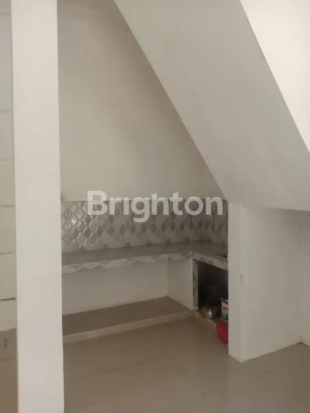 image RUMAH PRIMARY  2 LANTAI. DI BELLA MANSION (4)