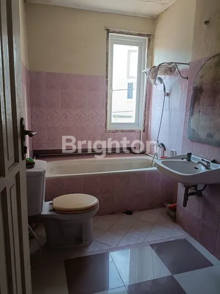 image RUKO LUAS 285M², LOKASI NYAMAN, AKSES MUDAH (4)