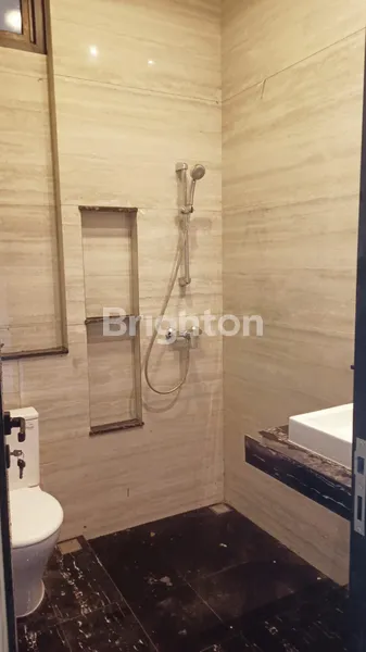 image RUMAH 2 LT WOODLAND CITRALAND (6)